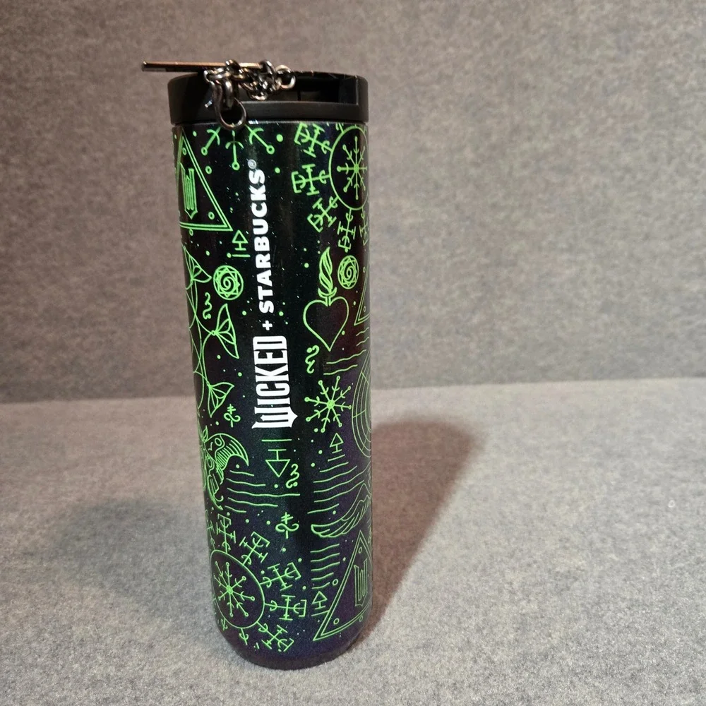 New Starbucks Wicked Elphaba‎ Vacuum Insulated Tumbler 16oz Green Black Glow